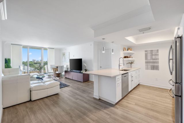 99 SE Mizner Boulevard 609, Boca Raton, FL 33432