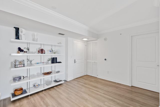 99 SE Mizner Boulevard 609, Boca Raton, FL 33432