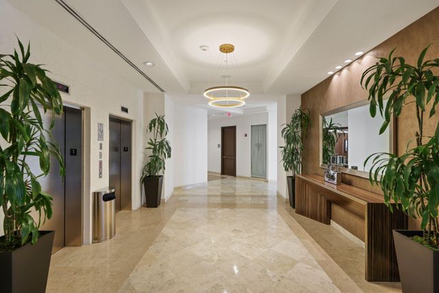 99 SE Mizner Boulevard 609, Boca Raton, FL 33432