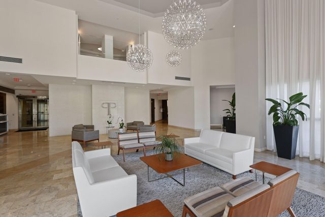 99 SE Mizner Boulevard 609, Boca Raton, FL 33432