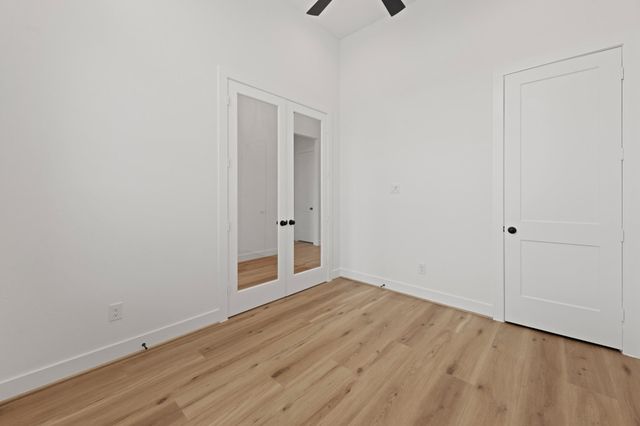 213 Sandhill Grove Trail, Waller, TX 77447