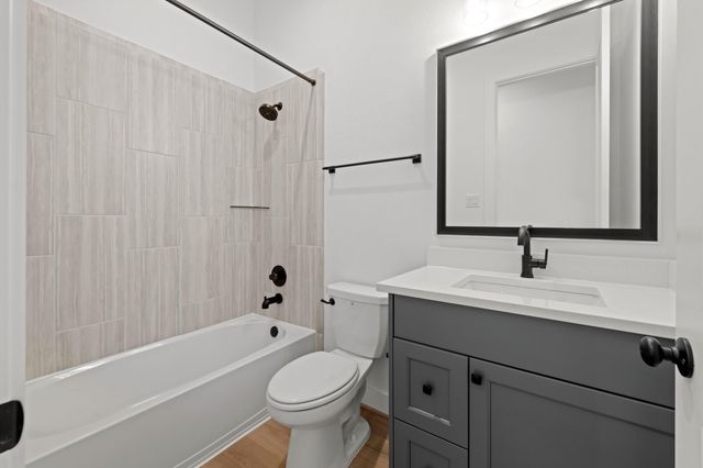 213 Sandhill Grove Trail, Waller, TX 77447