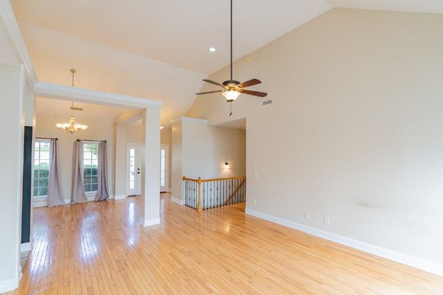 1165 Fuller Glen Circle, Chattanooga, TN 37421