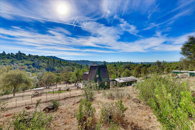 19554 Richmar Ln, Grass Valley, CA 95949