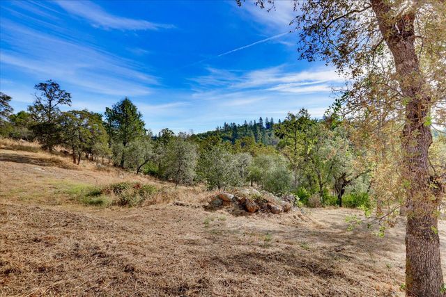 19554 Richmar Ln, Grass Valley, CA 95949