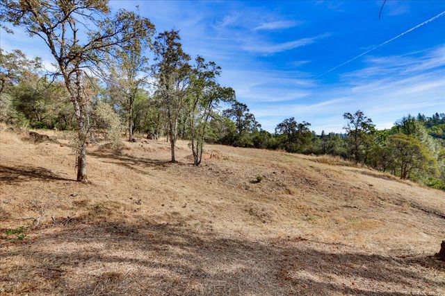 19554 Richmar Ln, Grass Valley, CA 95949