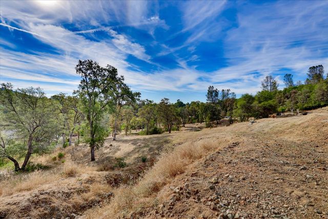 19554 Richmar Ln, Grass Valley, CA 95949