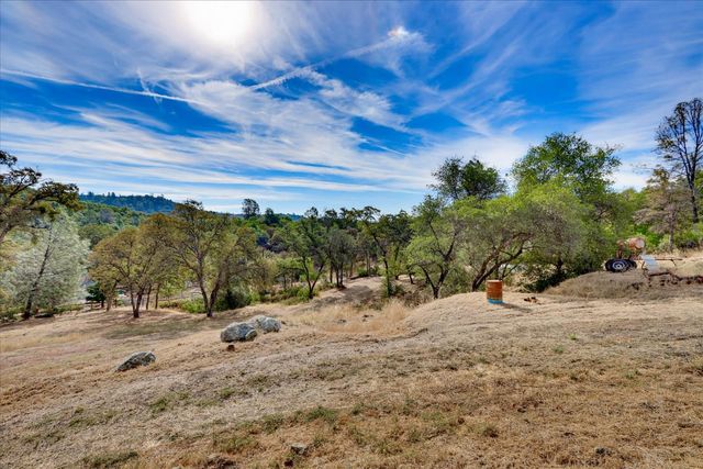 19554 Richmar Ln, Grass Valley, CA 95949