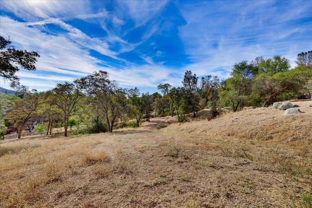 19554 Richmar Ln, Grass Valley, CA 95949