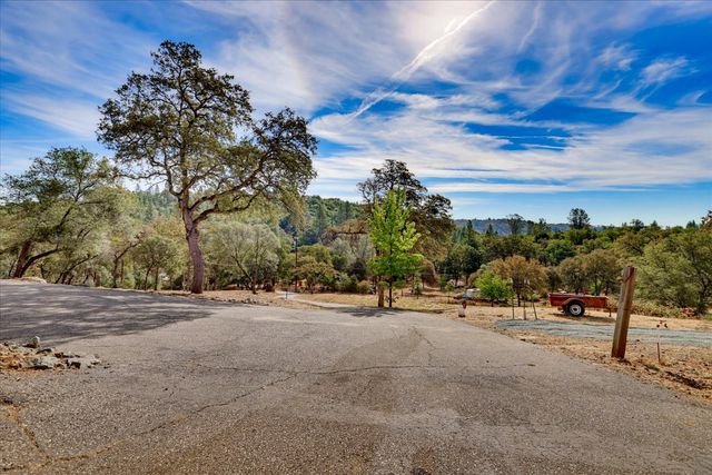 19554 Richmar Ln, Grass Valley, CA 95949
