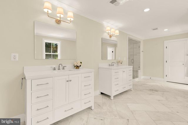 10700 ALLOWAY DR, Potomac, MD 20854
