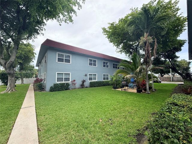 260 S Cypress Rd 108, Pompano Beach, FL 33060