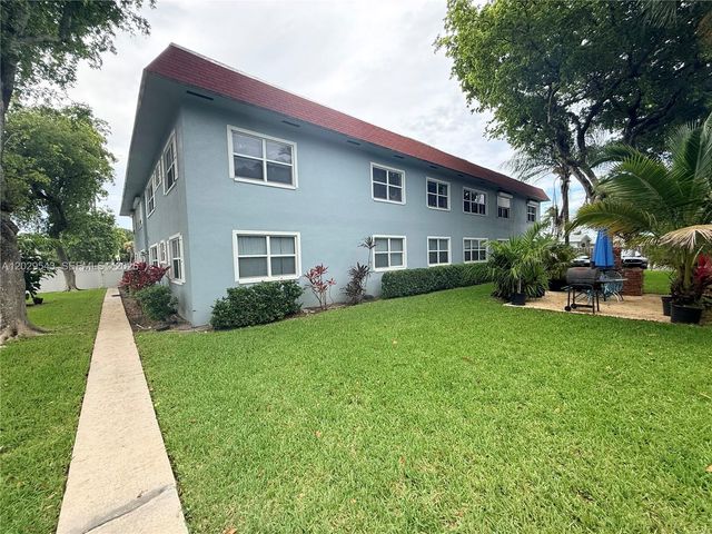 260 S Cypress Rd 108, Pompano Beach, FL 33060