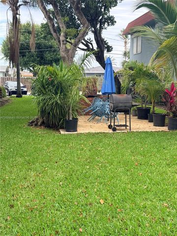 260 S Cypress Rd 108, Pompano Beach, FL 33060