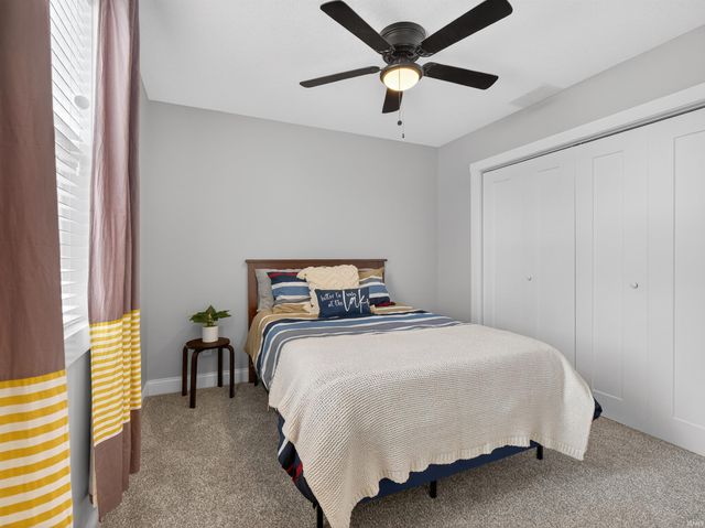 10469 N Moore Street, Syracuse, IN 46567