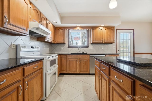 205 Elmwood Place, Dayton, OH 45440