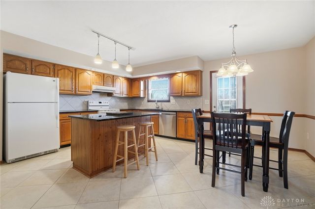 205 Elmwood Place, Dayton, OH 45440