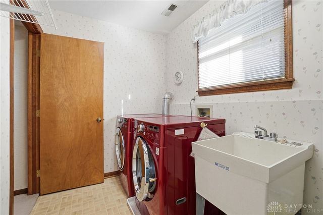 205 Elmwood Place, Dayton, OH 45440