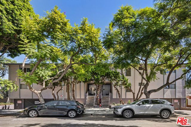 1152 N Poinsettia Place 5, West Hollywood, CA 90046