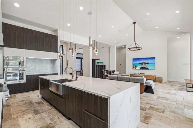 15136 PENDIO DRIVE, Bella Collina, FL 34756