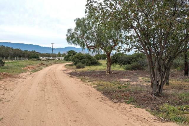 42950 Wildwood Lane, Aguanga, CA 92536