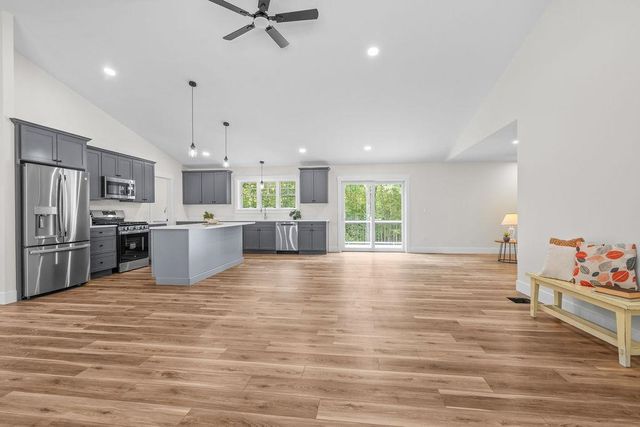 19 Deer Ridge Drive, Barrington, NH 03825