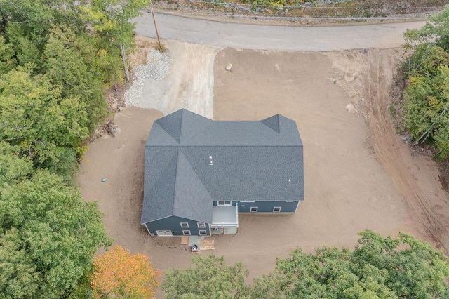 19 Deer Ridge Drive, Barrington, NH 03825