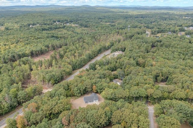 19 Deer Ridge Drive, Barrington, NH 03825