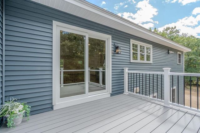 19 Deer Ridge Drive, Barrington, NH 03825
