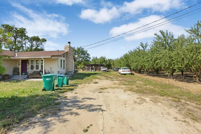 7769 E Lathrop Rd, Manteca, CA 95336