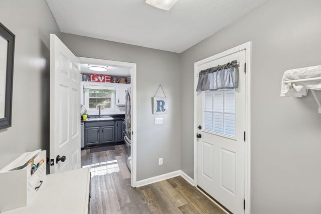 1458 Pleasant Hill Rd, Lynchburg, TN 37352