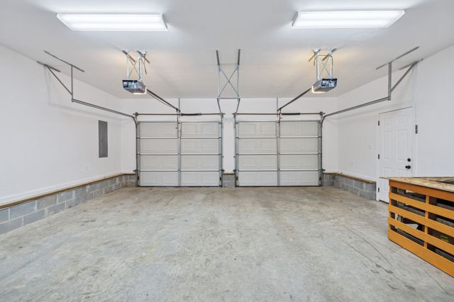 1458 Pleasant Hill Rd, Lynchburg, TN 37352