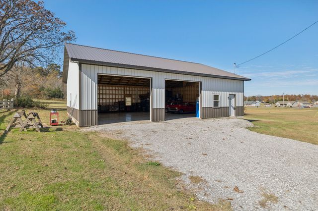 1458 Pleasant Hill Rd, Lynchburg, TN 37352