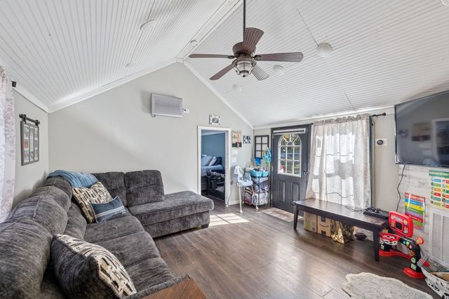 1458 Pleasant Hill Rd, Lynchburg, TN 37352