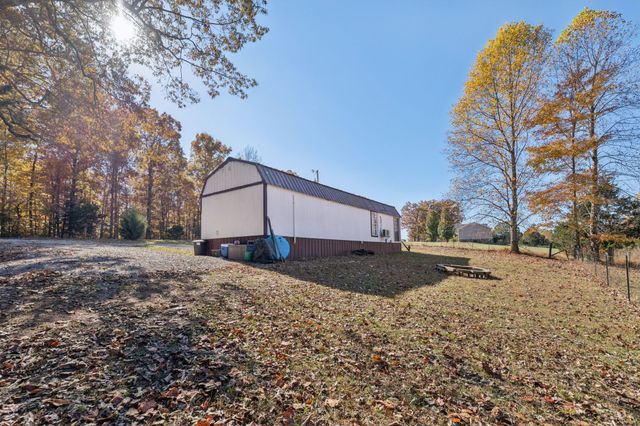 1458 Pleasant Hill Rd, Lynchburg, TN 37352
