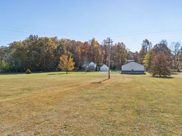 1458 Pleasant Hill Rd, Lynchburg, TN 37352