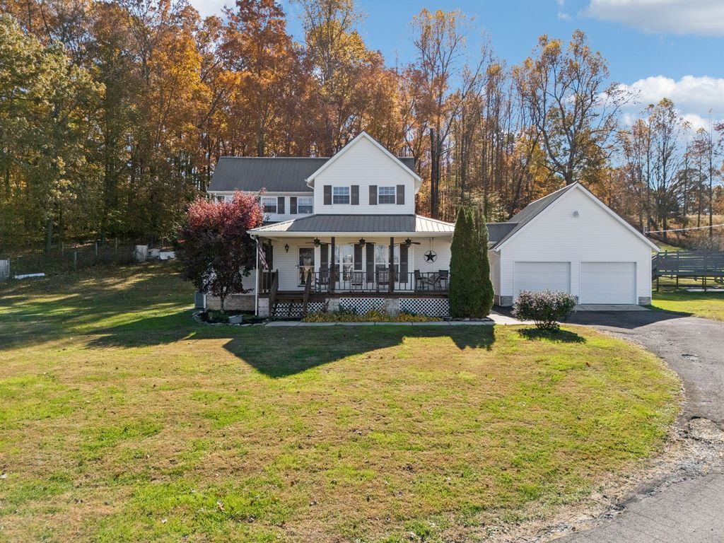1458 Pleasant Hill Rd, Lynchburg, TN 37352