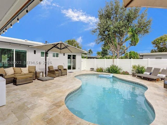 1580 NE 34th St, Oakland Park, FL 33334