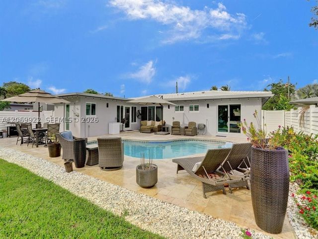 1580 NE 34th St, Oakland Park, FL 33334