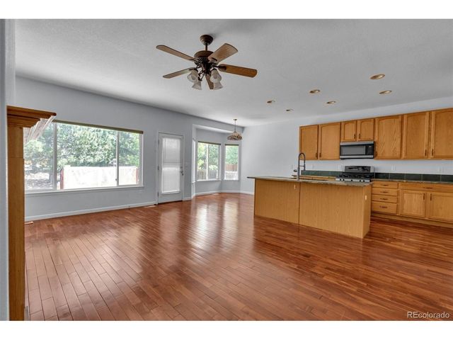 21027 Hawthorne Ln, Parker, CO 80138