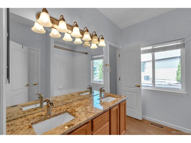 21027 Hawthorne Ln, Parker, CO 80138