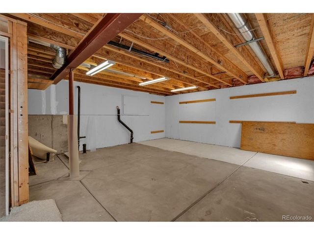 21027 Hawthorne Ln, Parker, CO 80138