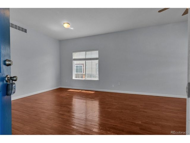 21027 Hawthorne Ln, Parker, CO 80138
