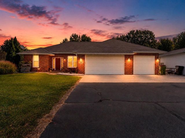3206 RIVER FOREST HILLS DRIVE, Pulaski, WI 54162