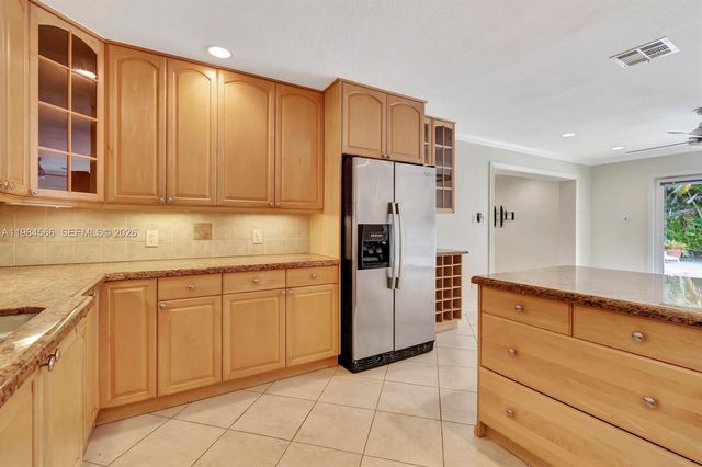 11 Forest Hills Lane, Boca Raton, FL 33431