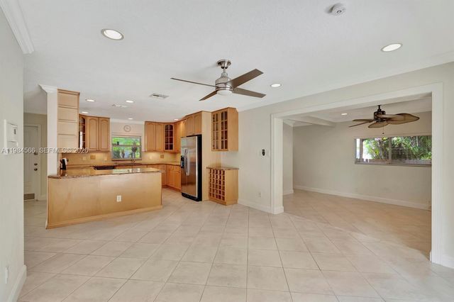 11 Forest Hills Lane, Boca Raton, FL 33431