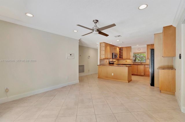 11 Forest Hills Lane, Boca Raton, FL 33431