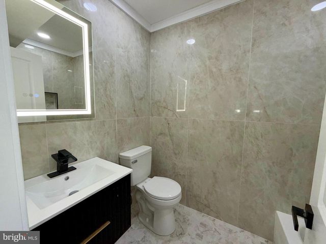 1324 E DUVAL ST, Philadelphia, PA 19138