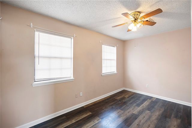 1421 N Nashville Avenue, Russellville, AR 72801