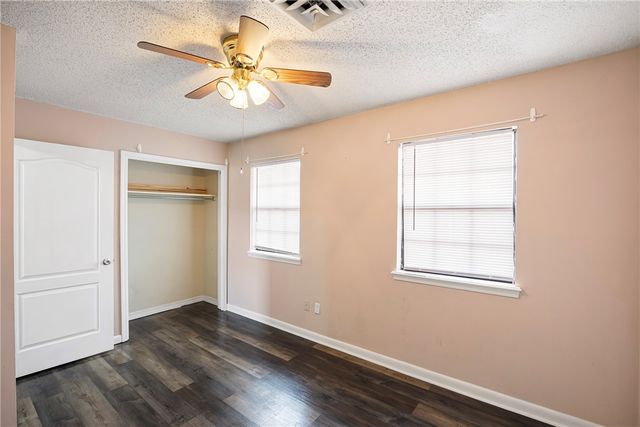 1421 N Nashville Avenue, Russellville, AR 72801